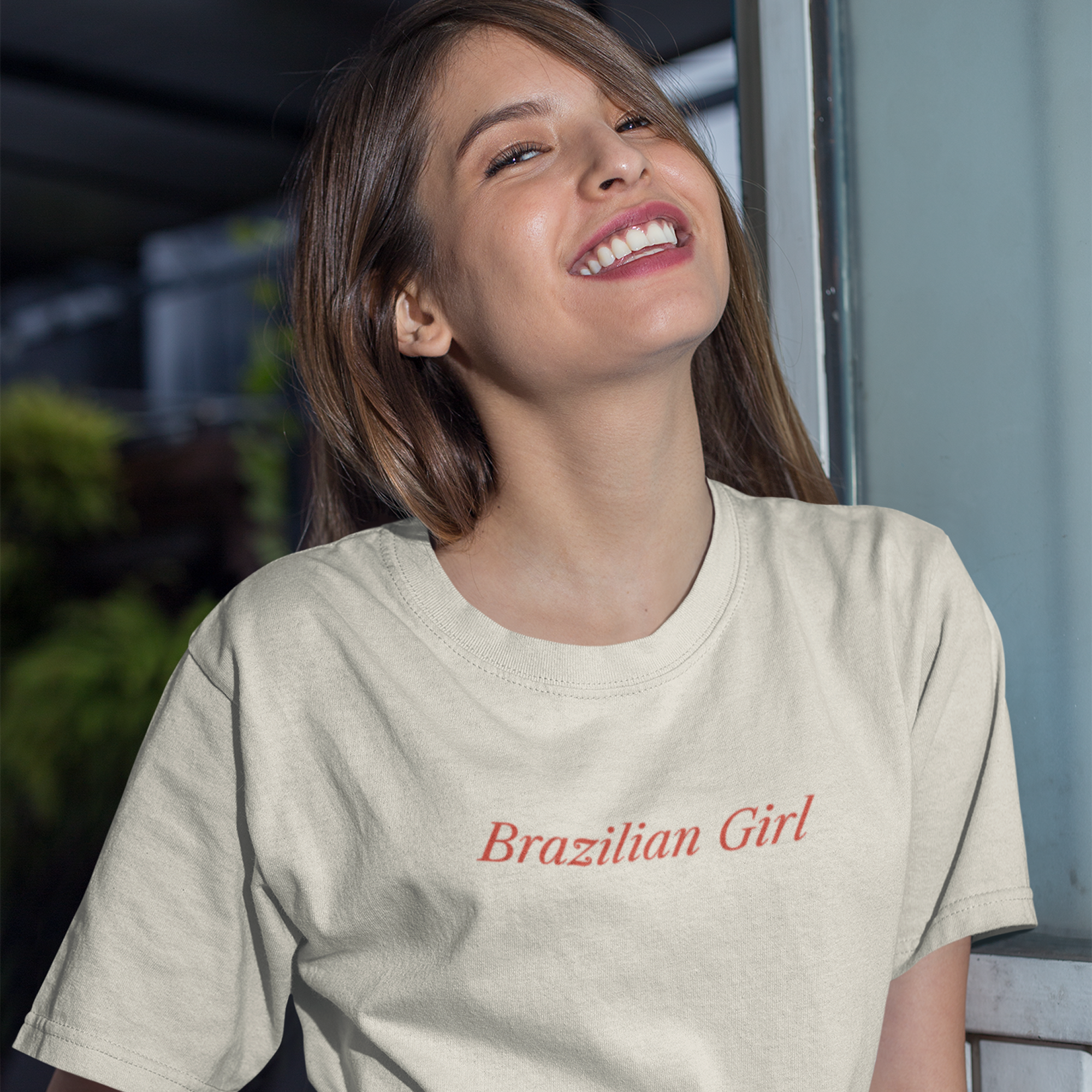 OversizedFadedBeigeTShirtBrazilianGirl1.png